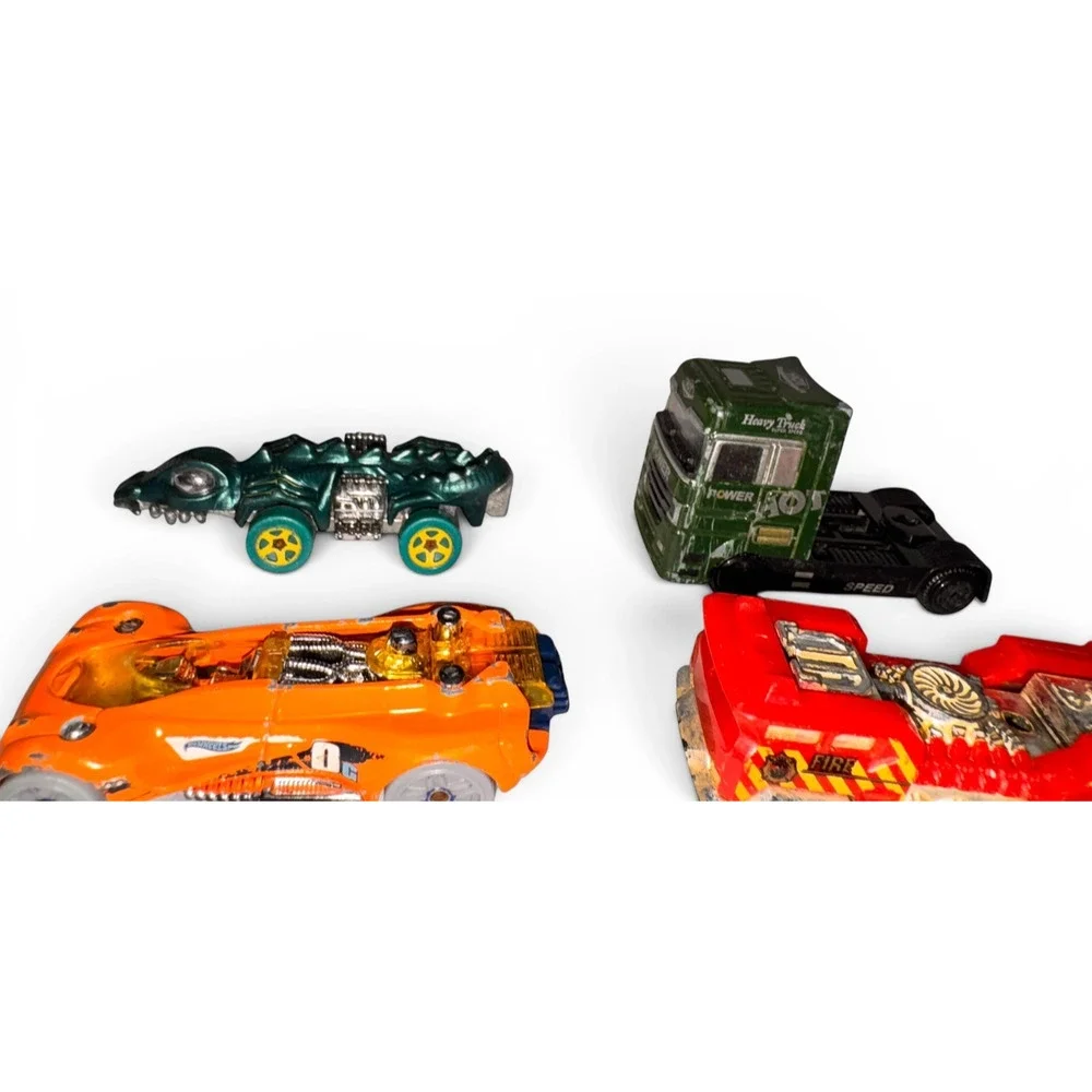 Hot Wheels Lot of 8 Diecast Cars Trucks Fantasy Castings Mixed Loose Mattel
